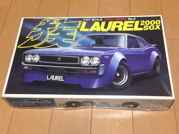バンダイ 族 ローレル2000 SGX 1/27 ZOKUシリーズ 未組立品 バンダイ 族 ローレル2000SGX 1/27(日産)｜売買されたオークション情報