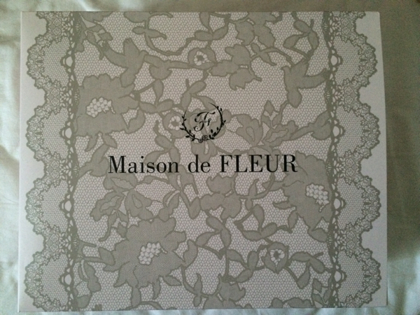 Maison De Fleur メゾンドフルール15福袋 レディースファッション 売買されたオークション情報 Yahooの商品情報をアーカイブ公開 オークファン Aucfan Com