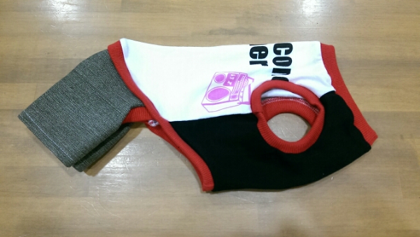 ☆犬服☆ Mサイズ　radioプリントブラウンデニムつなぎ_1