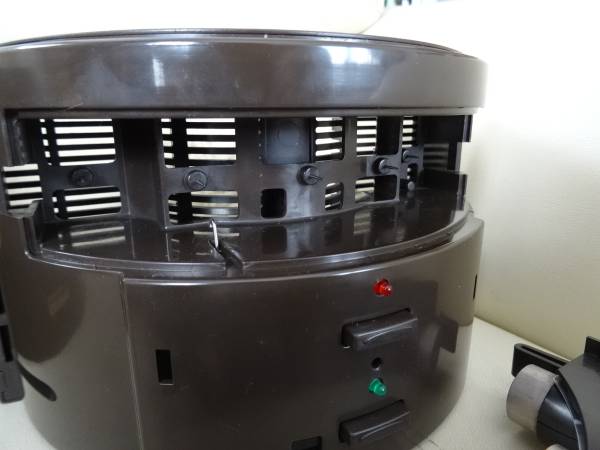 CleverTrickⅡ クレバートリック2 イオン式空気清浄脱臭機 CLC-105