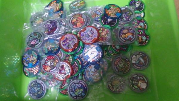 妖怪メダル 大量 お賽銭に 105枚 登録済 大吉入り トパニャン