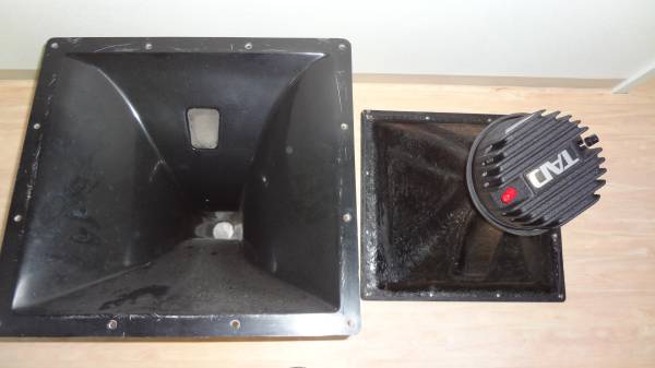 TAD TD-4002　中古２個セット　おまけでホーン付き　＠０８