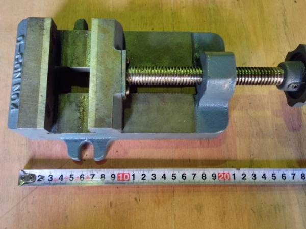 ボール盤用バイス