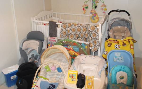 出産準備30点セット ベビーカー チャイルドシート 上品ベッド等_1
