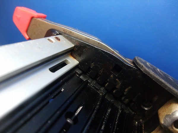 ◆日立◆ 常圧ピン釘打機　NP45M　(666)