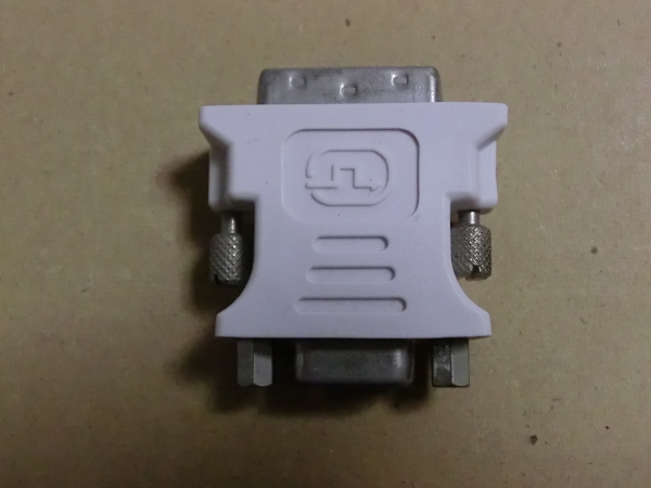 【ジャンク品】変換アダプター　D-Sub⇔DVI ②_1