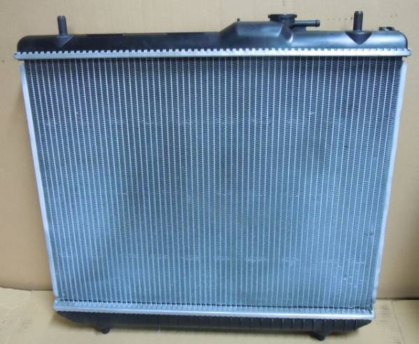 テリオスキッド ラジエーターA/T　J111G　J131G　上タンク新品_3