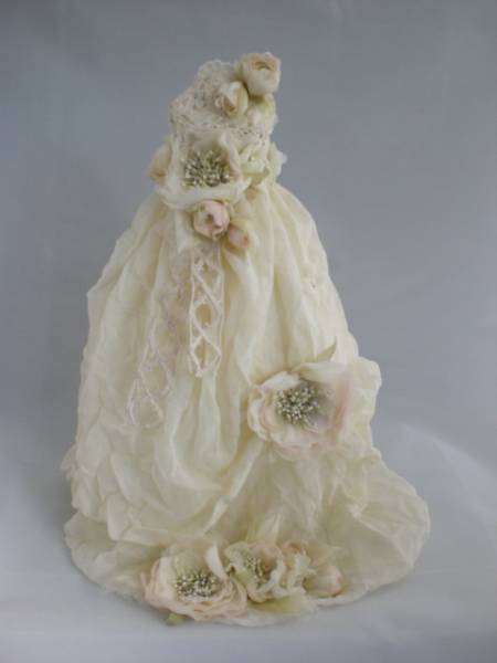 ☆ハンドメイド　布染花　かわいいお花のトルソー☆