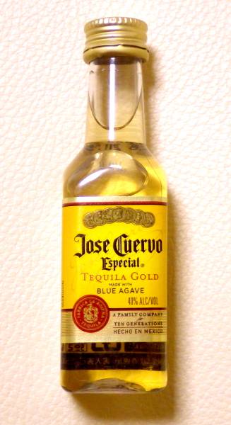Jose Cuervo ホセ クエルボ ミニチュアボトル テキーラ テキーラ 売買されたオークション情報 Yahooの商品情報をアーカイブ公開 オークファン Aucfan Com