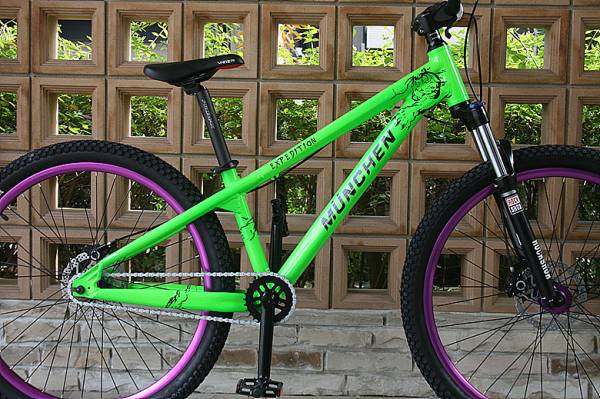 München MTB ストリートや ダートジャンプ油圧式 ROCKSHOX(Mサイズ 