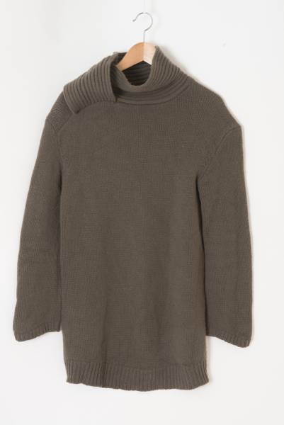 DAMIR DOMA ダミールドーマ　 変形ネックロングニット　44