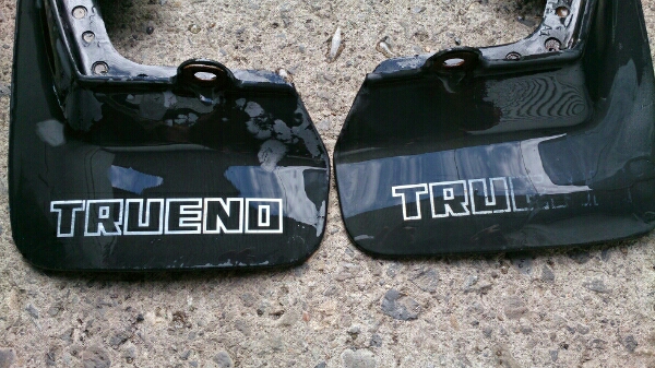 AE86トレノ純正　マットガード　泥除け