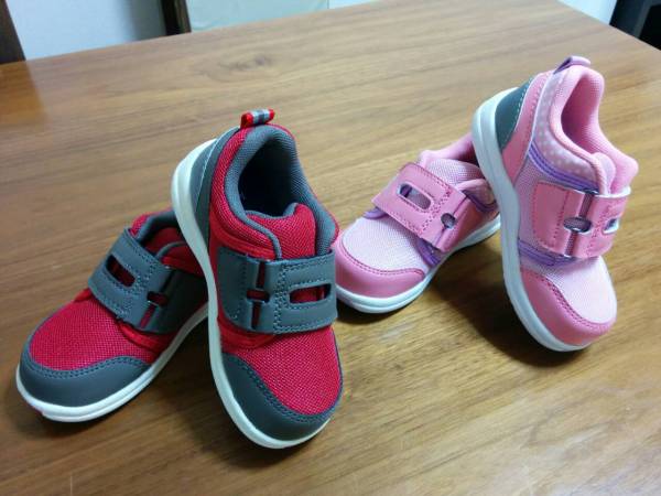 しまじろう ベネッセ まいにちの靴 2足セット 14cm 売買されたオークション情報 Yahooの商品情報をアーカイブ公開 オークファン Aucfan Com