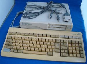 NEC PC-9801US 旧型PC お 通電確認済み pc98