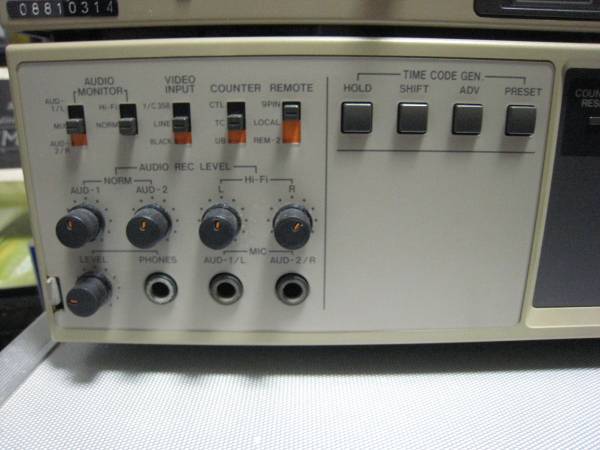 紗夏  ビクターBRS-611業務用SVHSレコーダージャンク品です。 ビクターVICTOR 業務用S-VHSレコーダー BR-S622 ジャンク 【公式通販】