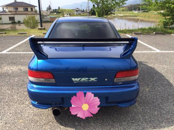 GC8 インプレッサ　STi リアウイング エアロパーツ カーボン光沢STIスタイルフィット感のためのインプレッサ