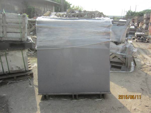 1200角大判タイル　グレーミカゲ