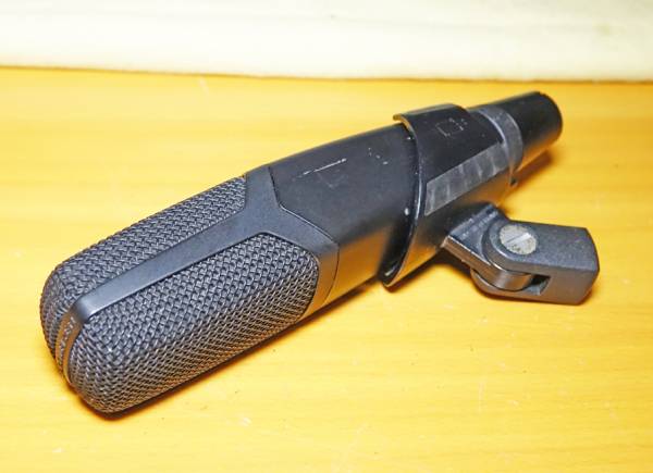 Sennheiser ゼンハイザー MD422U 良音、丈夫なマイクです