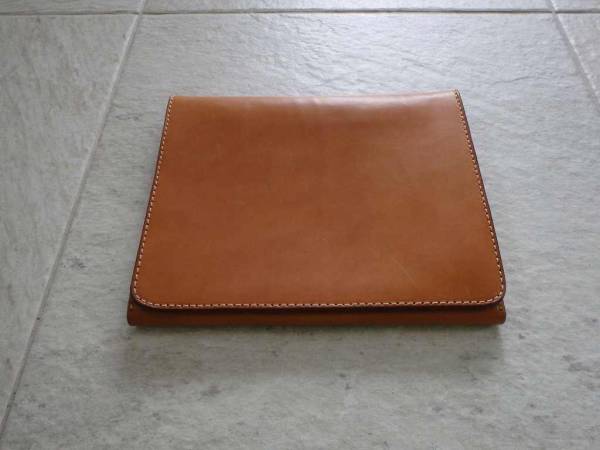 □HERZ□iPadも入るトラベルパッドホルダー・中古美品(ブリーフ □HERZ□iPadも入るトラベルパッドホルダー・中古美品(ブリーフ