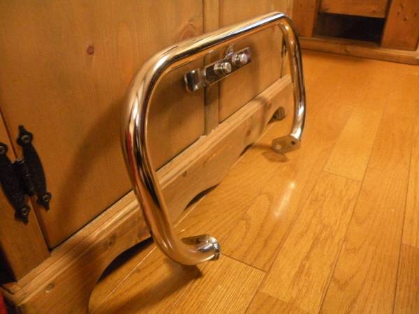 ☆DS250　ドラッグスター250 エンジンガード　バンパー　☆