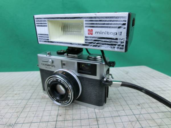 OLYMPUS ３５ＲＣ + ナショナルNiniTopⅡストロボ付 現状売切り_1