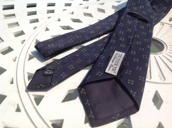 美品 タイユアタイ紺 剣先7.5センチ