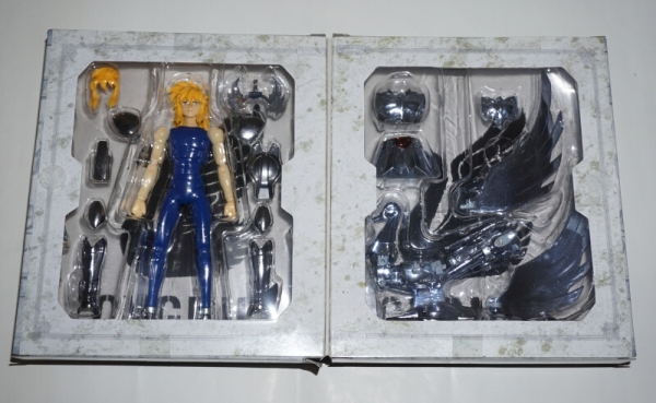 聖闘士聖衣神話「キグナス氷河 初期青銅聖衣」(未開封品)