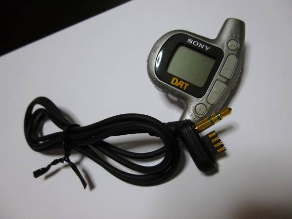 SONY　RM-ED100　DATウォークマン用リモコン