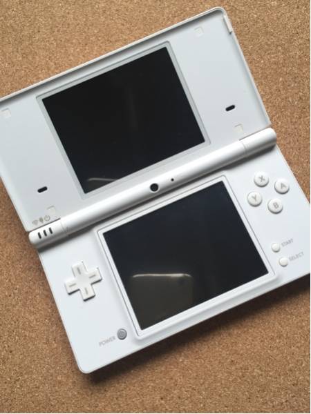 任天堂DSiホワイト美品_2