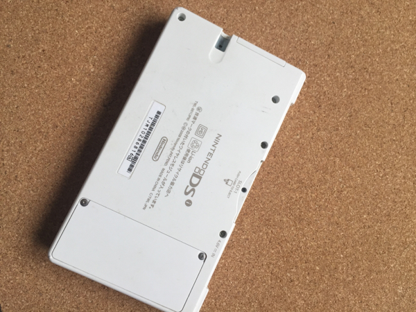 任天堂DSiホワイト美品_3