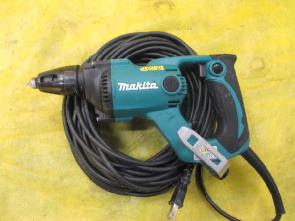 ★☆46 makita ボード用スクリュードライバ 6819 マキタ☆★