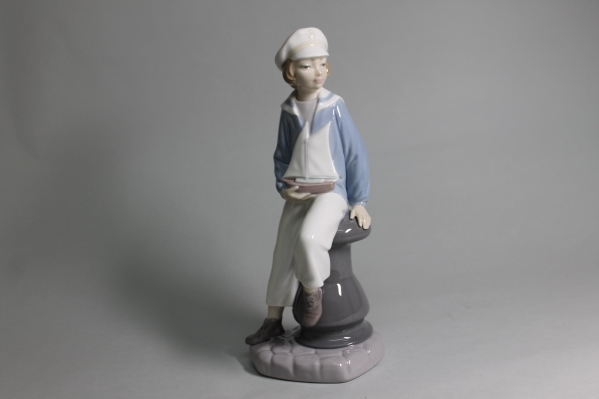 F954 リヤドロ 人形 フィギリン 高さ約23cm