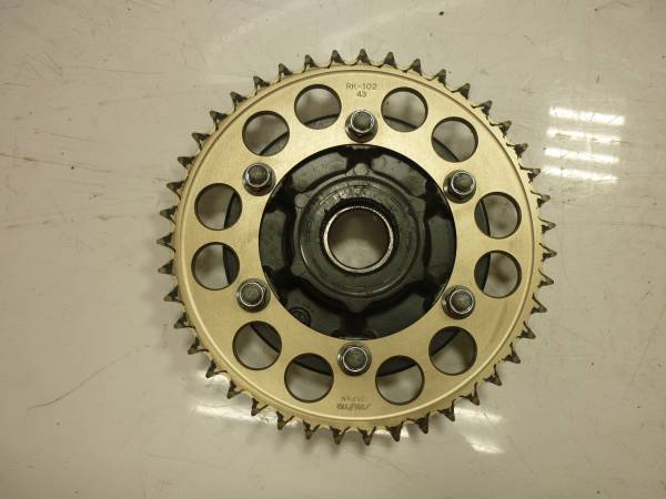 ４３丁サンスターRスプロケハブ付き！GSX-R1000/L2/2012年式