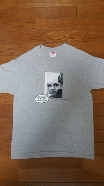 新品同様 Supreme Tシャツ