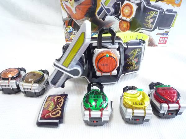仮面ライダー鎧武 ガイム 変身ベルト DX戦極ドライバー