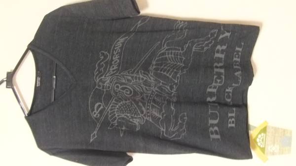美品 バーバリーブラックレーベル BIGロゴ Ⅴネック Ｔシャツ ３