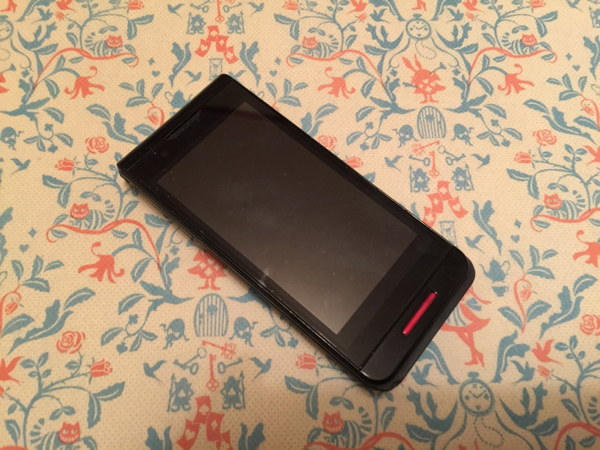 docomo ガラケー N-05C ブラック 中古 動作します。