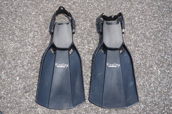 リバレイ☆フローター☆RF-110R☆未使用フィンセット(フローター 