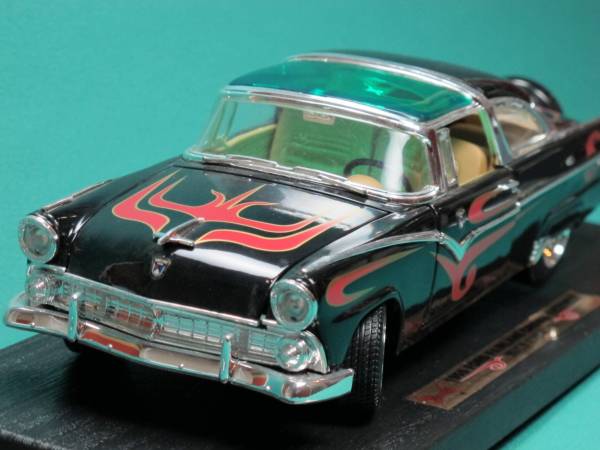 ☆1/18LOADLEGENDS1955 フォードクラウンビクトリア☆美品