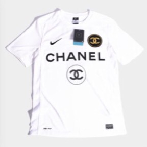 ナイキ シャネル Tシャツ