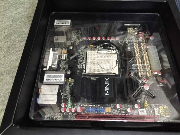 J&W MINIX 890GX-USB3 Mini-ITXマザーボード ジャンク品