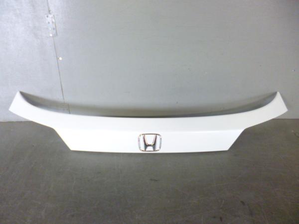 ヴェゼル RU1 RU2 純正 リア ガーニッシュ パール (M065668)