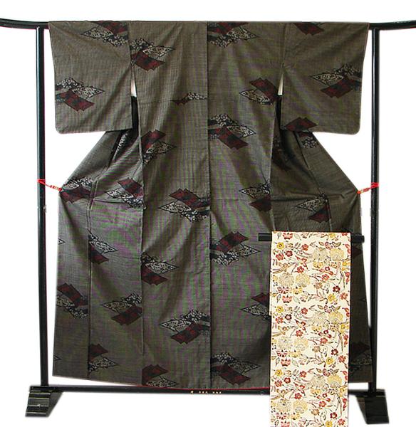 【きものしらゆり】 １円！本場大島紬（径横絣）＆名古屋帯 G557