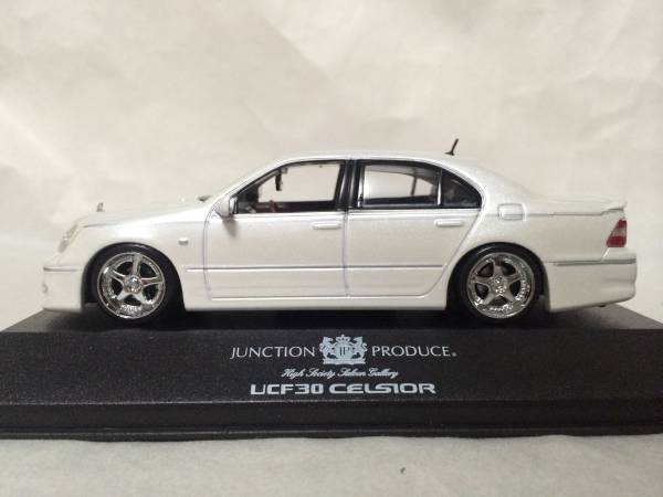 アオシマ 1/43 ジャンクション 30 セルシオ 白 ホワイト vip