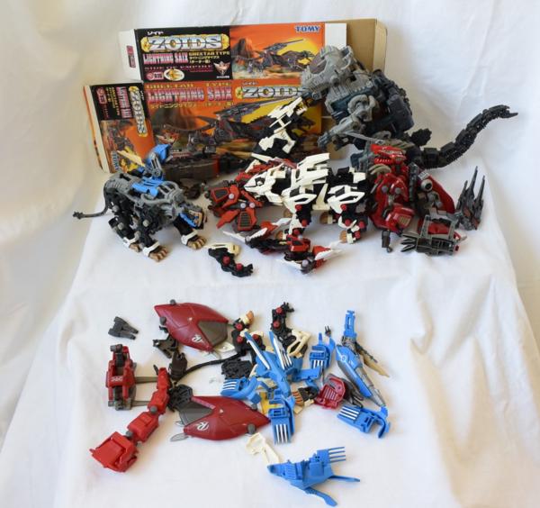 ゾイド？プラモデル ジャンク パーツ 組立品 恐竜 大量まとめ