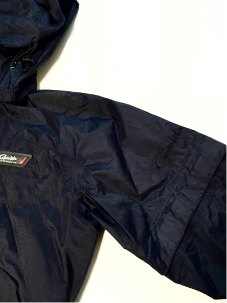 極上美品・がまかつ鮎ショートレインウェア サイズM_3