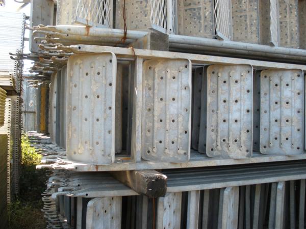 中古　仮設足場材　枠用階段　鋼製　インチサイズ　10本セット②