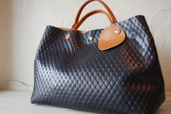 贅沢 キルティング型押し トート ボストン 本革 ハンドメイド