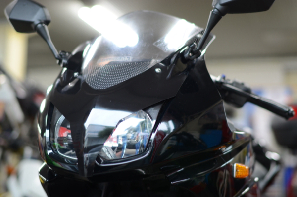 NINJA250R 08～12年 アイラインカウル FRP製品(カウル、フェンダー
