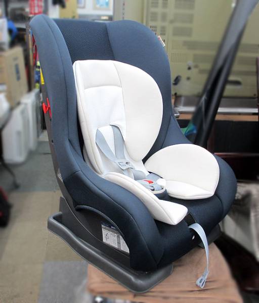 Takata タカタ チャイルドシート Tksym023 新生児 ネイビー その他 売買されたオークション情報 Yahooの商品情報をアーカイブ公開 オークファン Aucfan Com